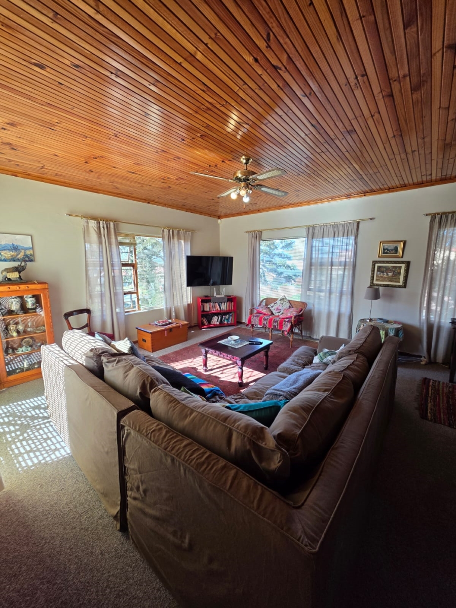 3 Bedroom Property for Sale in Wavecrest Eastern Cape